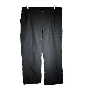 THE North Face 100% Nylon hiking pants, black, inseam 26”in very good condition